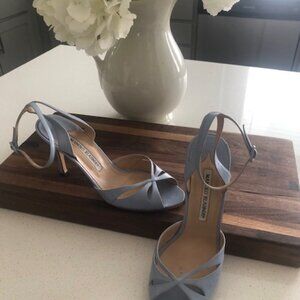 Manolo Blanhnik Heels Sz 36.5